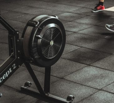 rameur salle de sport