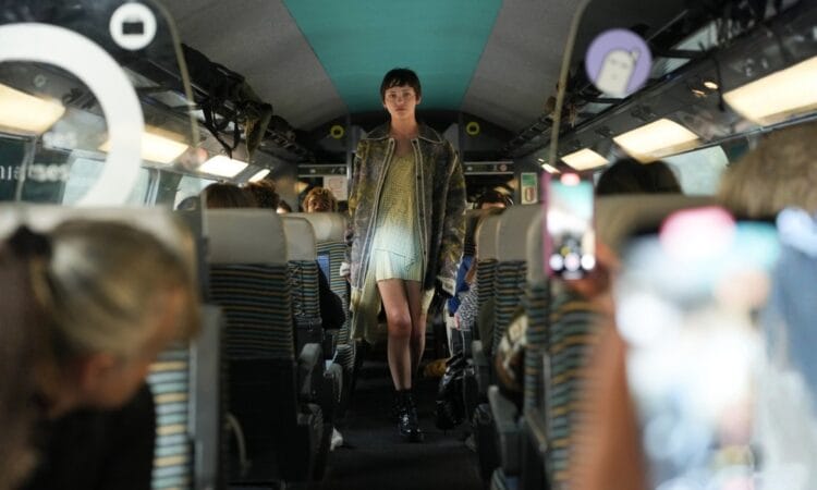 fashion week train tgv