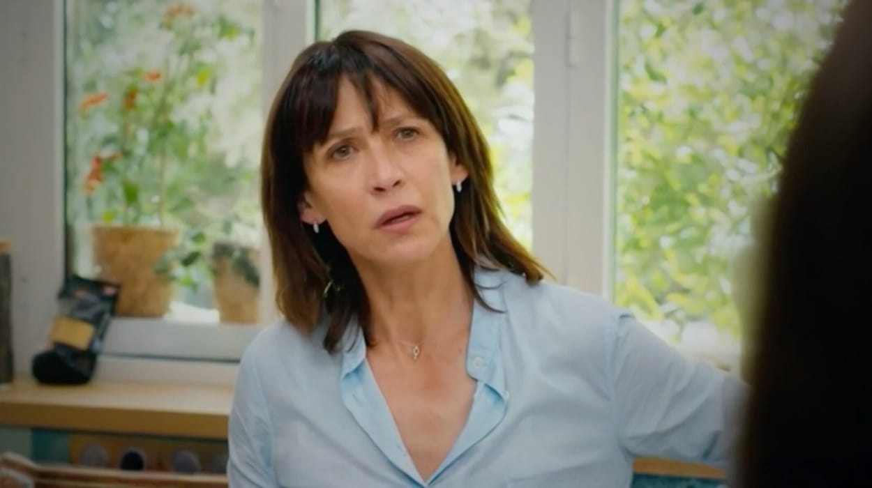 sophie-marceau-de-retour-avec-lol-2-0-quoi-faut-il-s-attendre