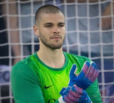 Lucas Chevalier (PSG)