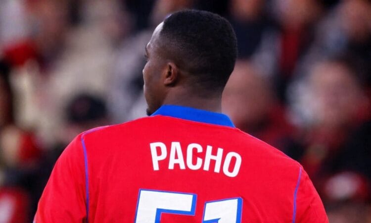 Willian Pacho (PSG / Paris Saint-Germain)