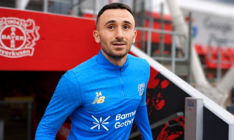 Aleix Garcia (Bayer Leverkusen)