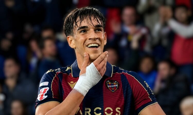 Carlos Espí (Levante UD)