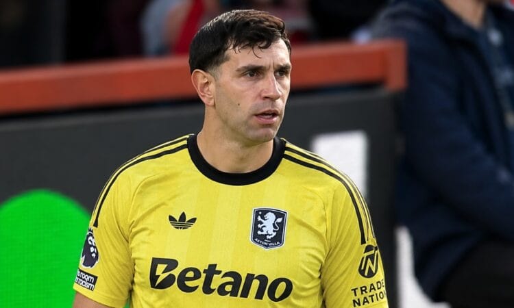 Emiliano Martínez (Aston Villa)