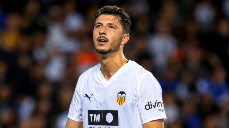 Mercato – Valence CF : cette alternative « low cost » à Guido Rodríguez