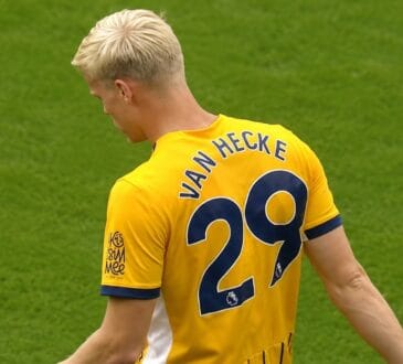Jan Paul Van Hecke (Brighton & Hove Albion)
