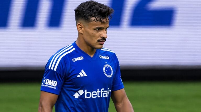 Mercato – Côme : Fabregas se lance dans la course pour Kaiki Bruno