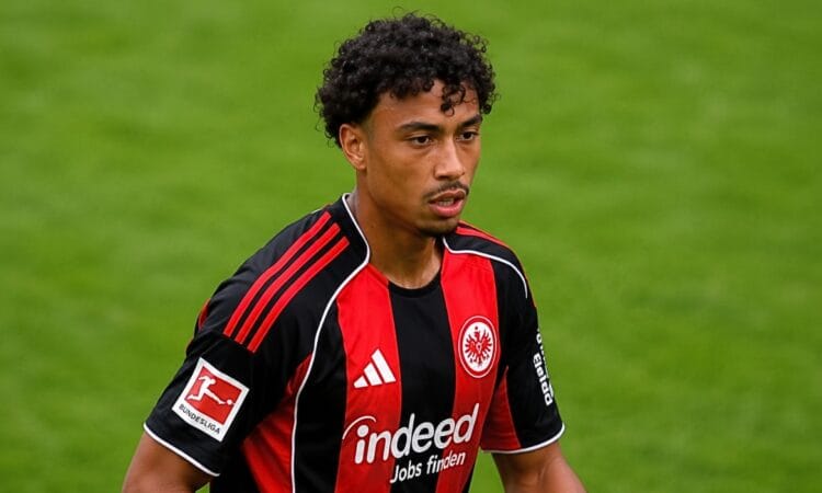 Nathaniel Brown (Eintracht Francfort)